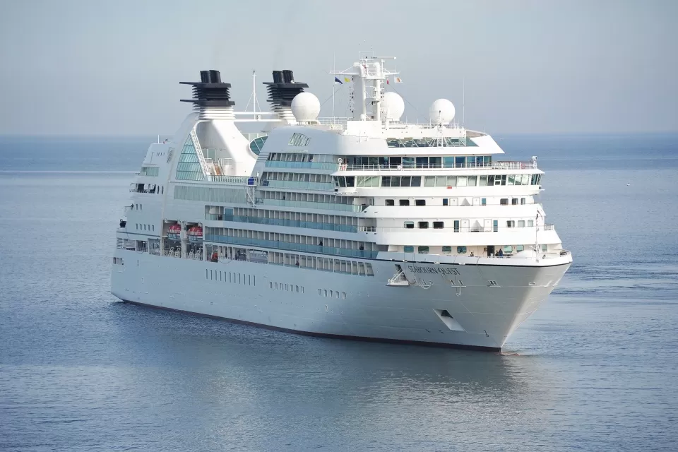 Cruise Ship